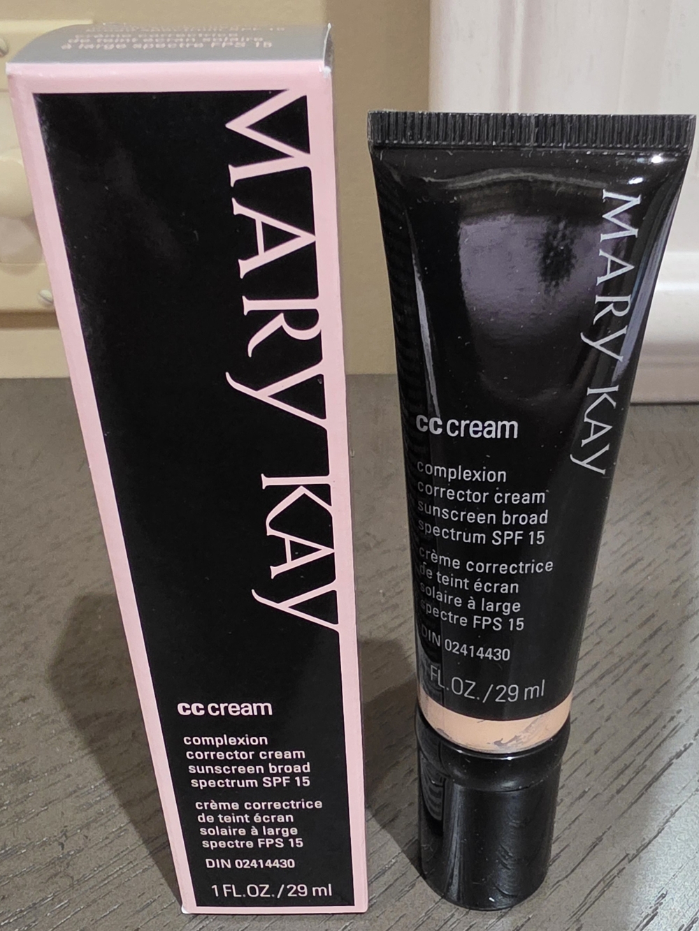 Mary Kay CC Cream - Light Beige Pink Shade